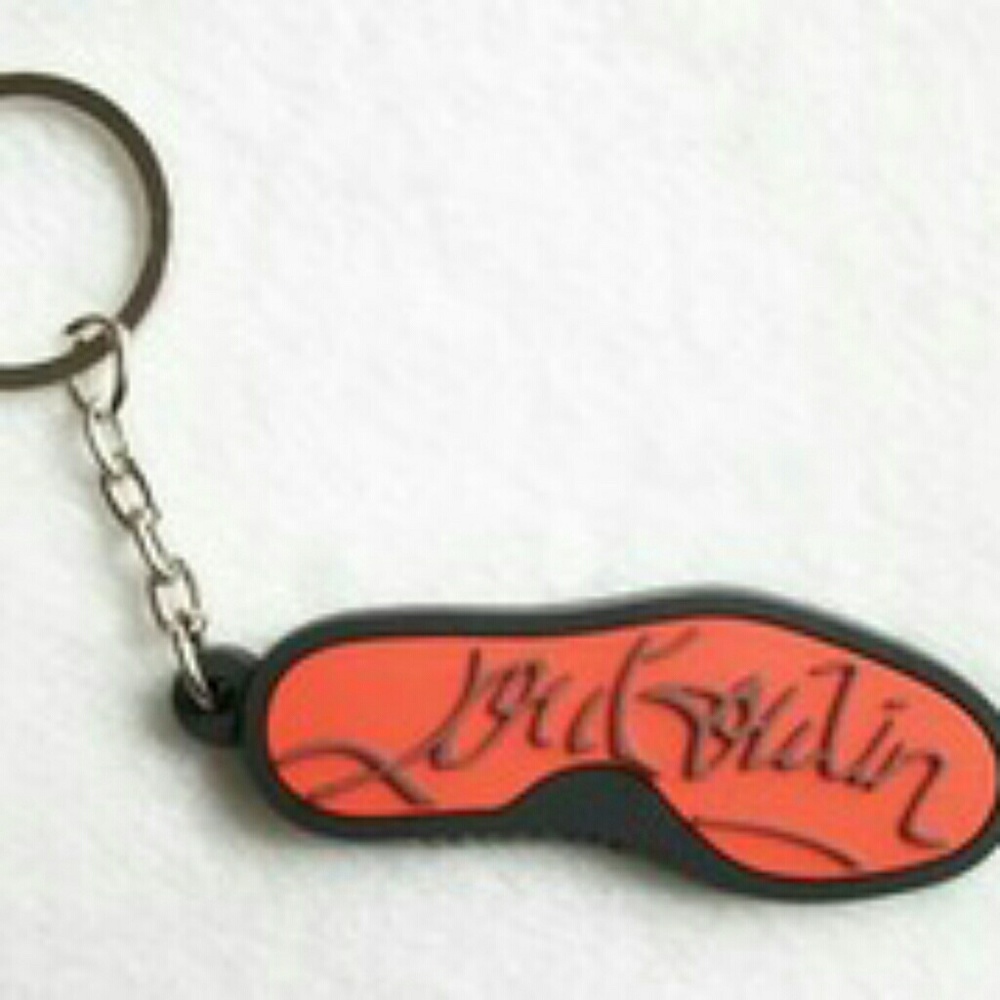 VIP CL Key Chain - Picture 3 of 3